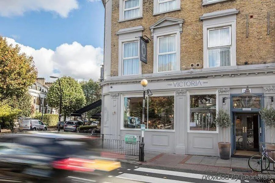 Victoria Inn London